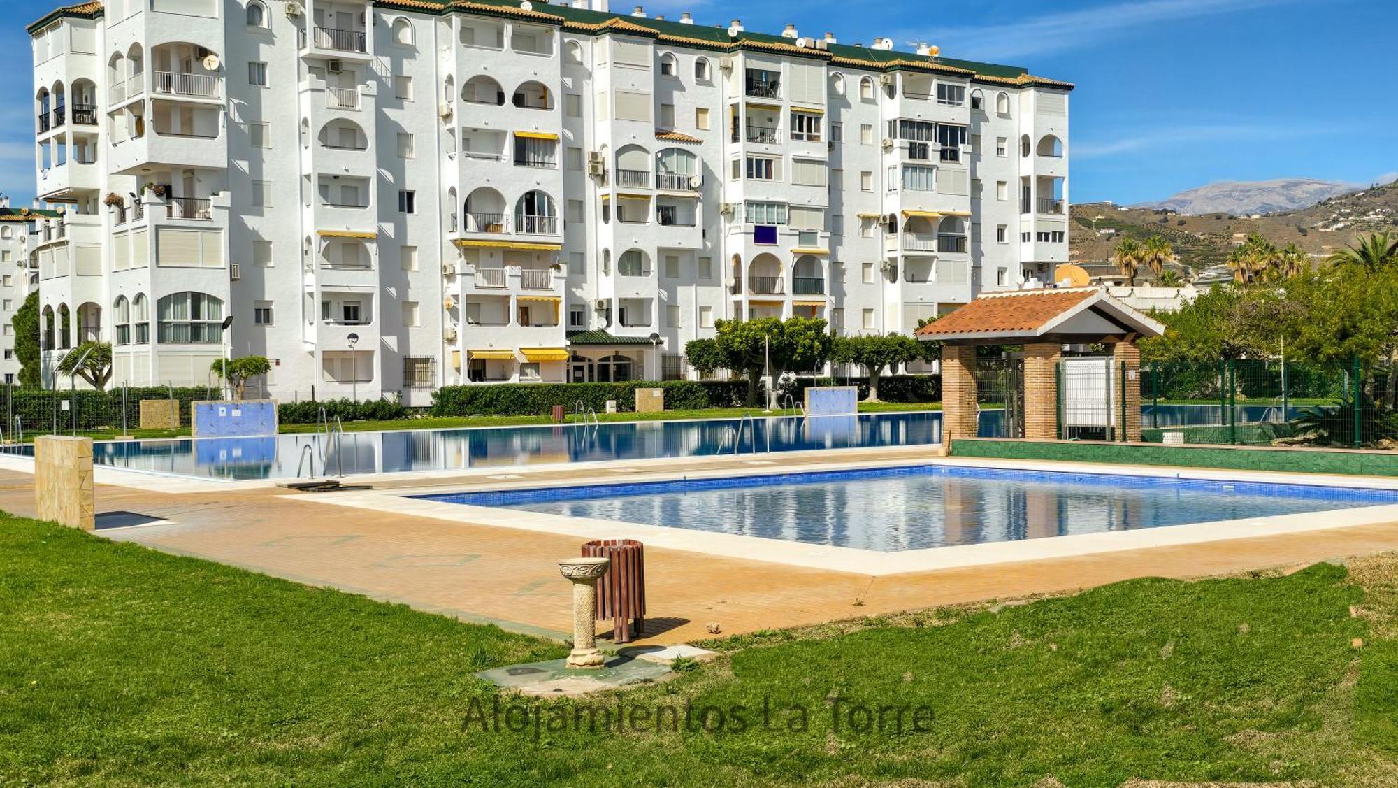 Laguna Beach Premium - Alojamientos La Torre Torrox Exterior foto